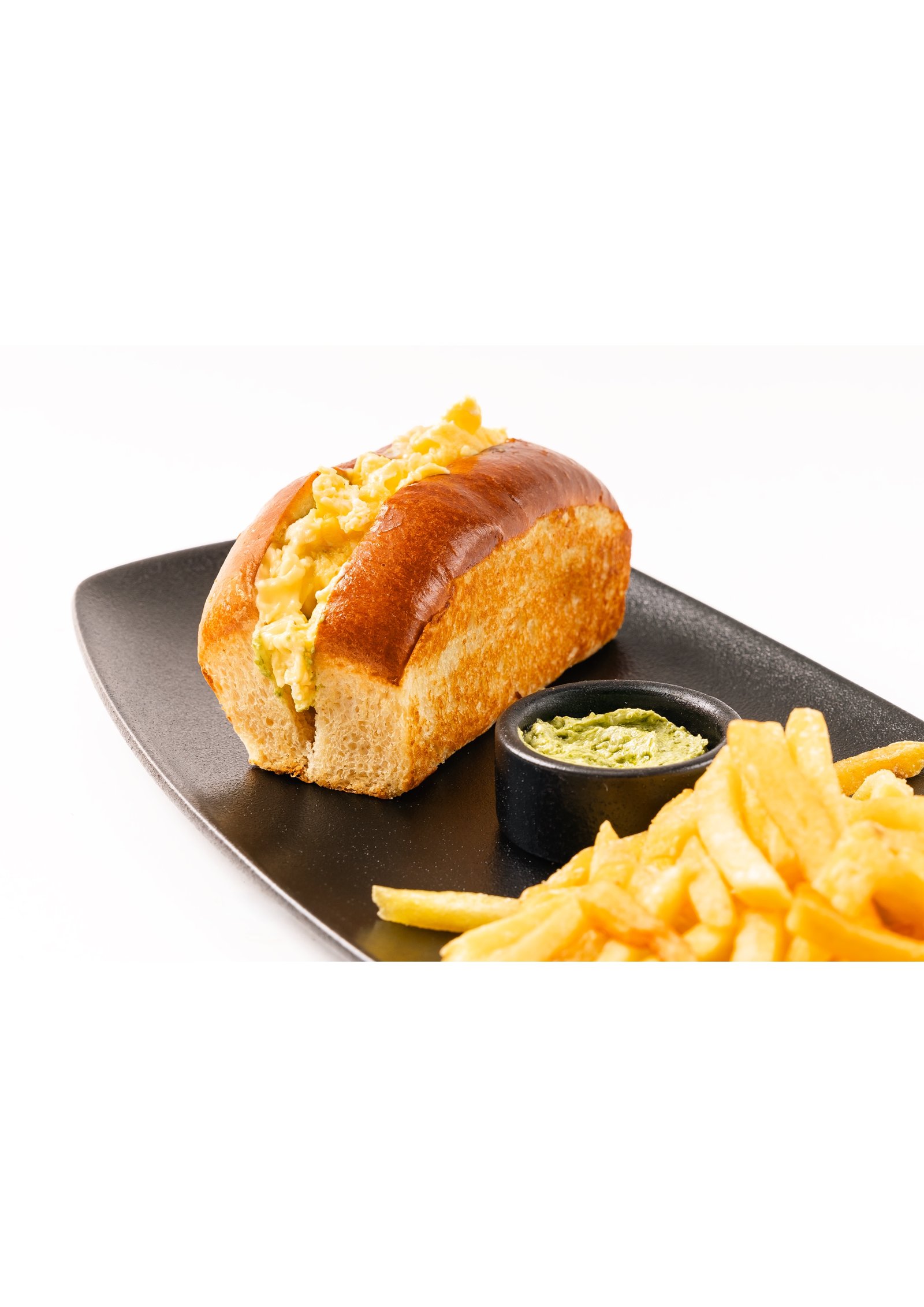 Brioche with scrambled eggs